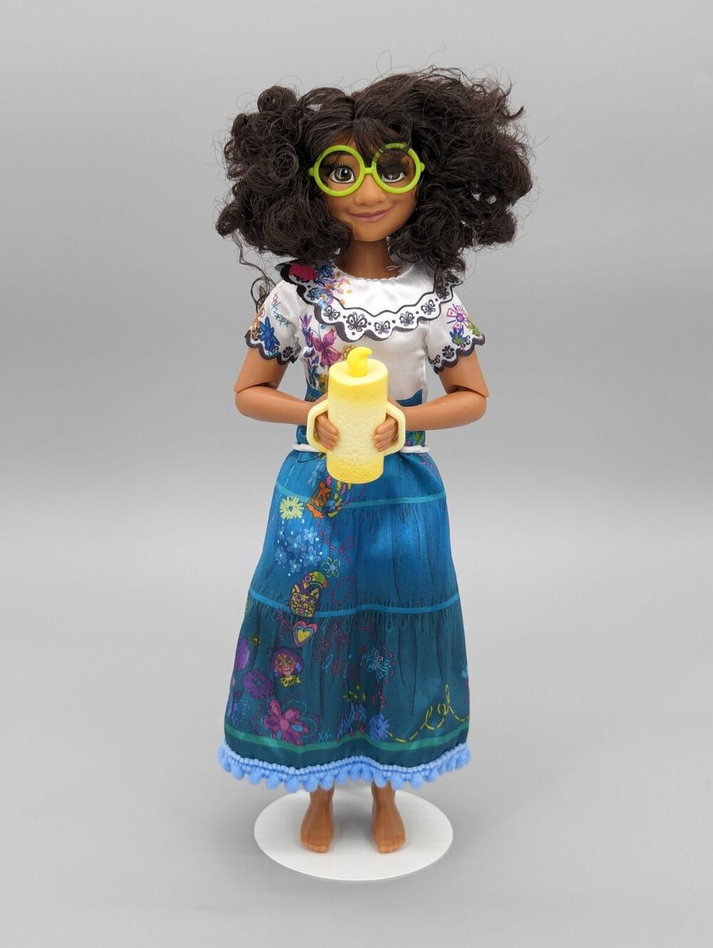 Jakks Disney Encanto Singing Mirabel Madrigal 11" Doll Waiting On A Miracle